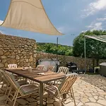 Miholascica 3 In Island By Guide Villa Cres