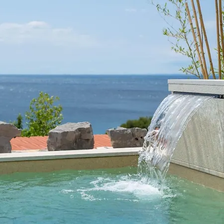 Miholascica 3 In Island By Guide Villa Cres